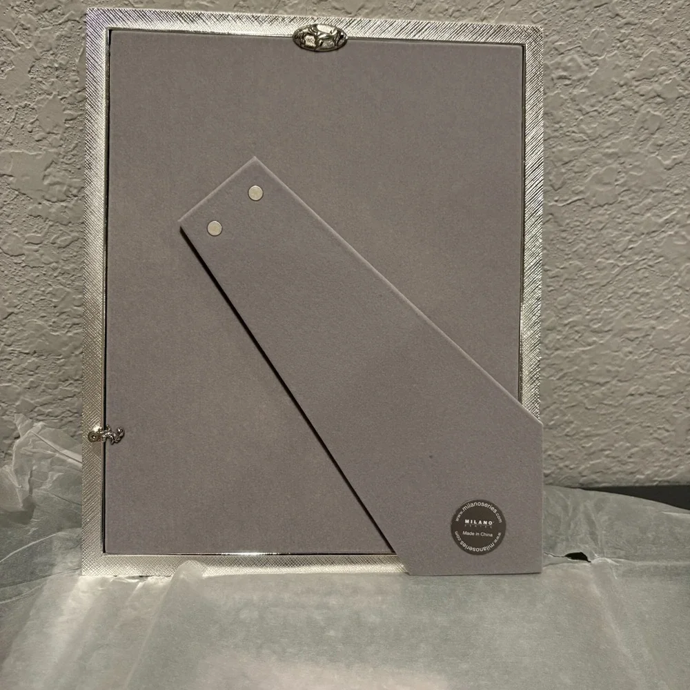 Milano Series Diamonds Frame 8x10 Polished Silver Photo Frame #4068 NIB